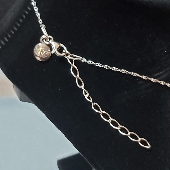 Caroline Creba Sterling Silver Necklace w/Dancing Pendant - Picture 2 of 9